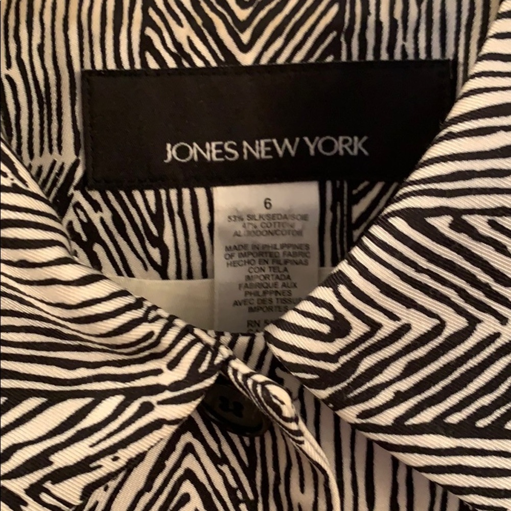 Jacket - Picture 2 of 3